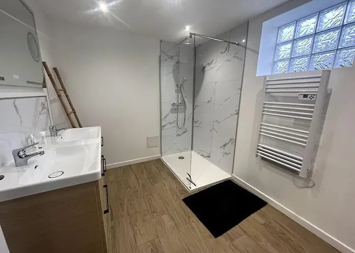 Chez Corinne Apartment *